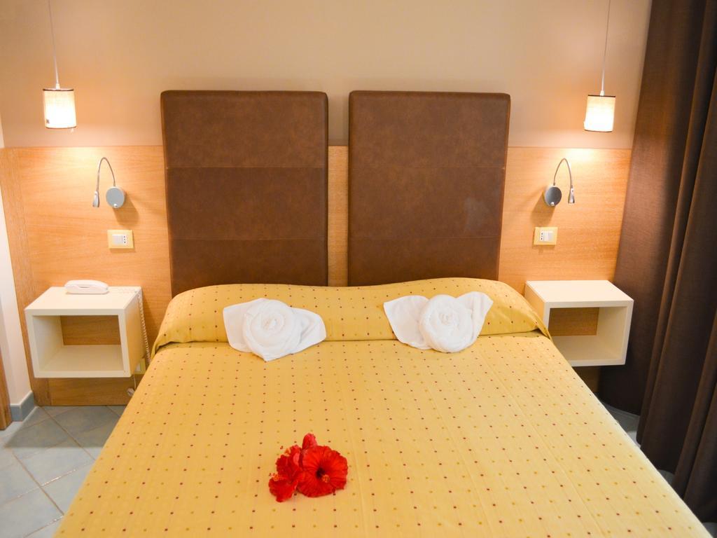 Baia Del Godano Resort & Spa Capo Vaticano Εξωτερικό φωτογραφία