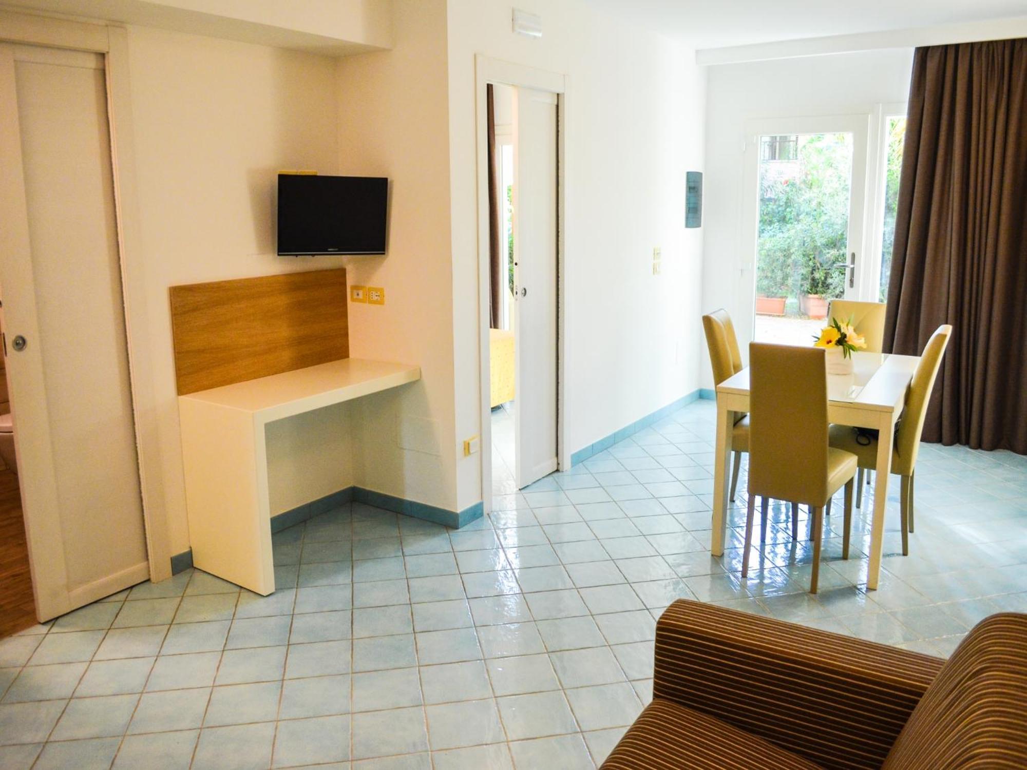 Baia Del Godano Resort & Spa Capo Vaticano Εξωτερικό φωτογραφία