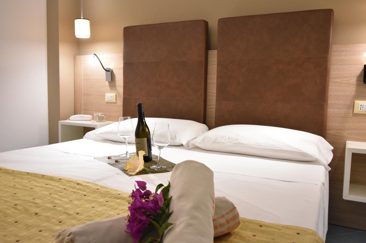 Baia Del Godano Resort & Spa Capo Vaticano Εξωτερικό φωτογραφία
